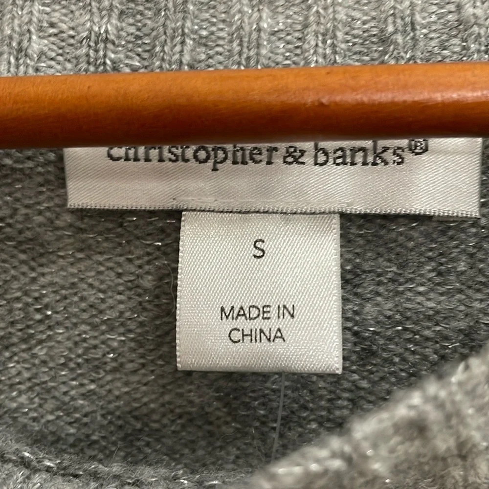 Christopher & Banks cute gray